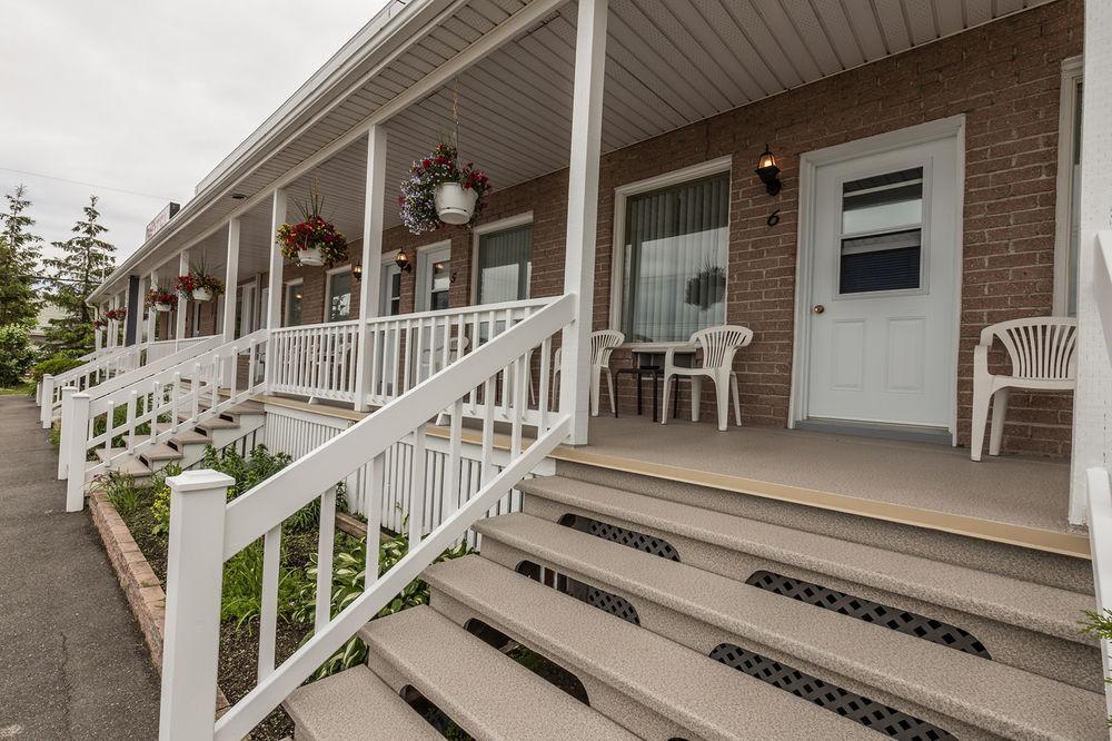 Motel Au Vieux Piloteux Rivière-du-Loup Exterior foto