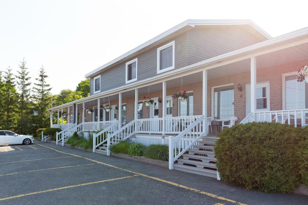 Motel Au Vieux Piloteux Rivière-du-Loup Exterior foto